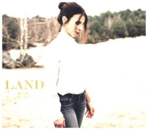 Fredda: Land (+1 Bonus Track)